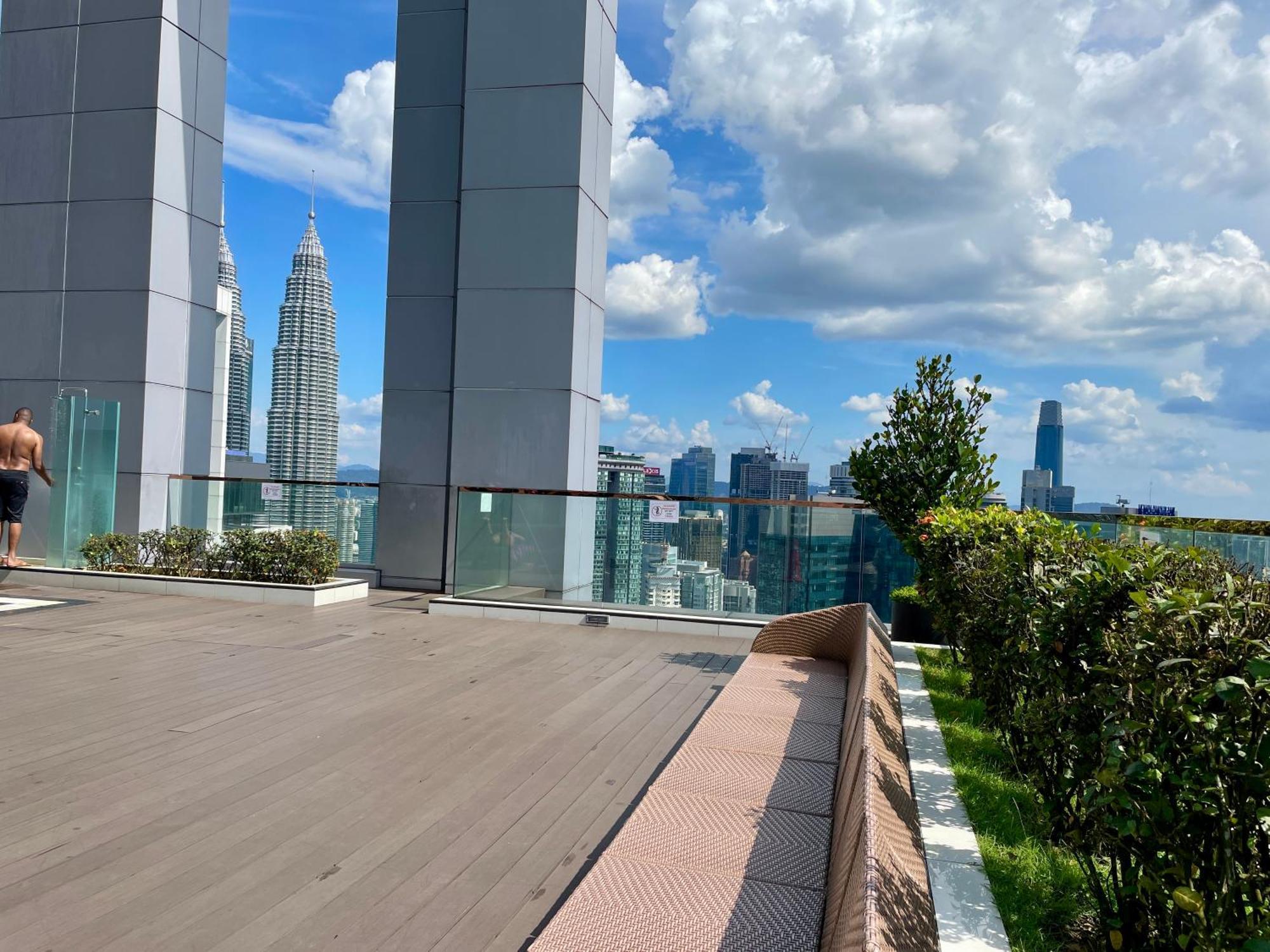 Platinum Klcc By Luxury Suites Kuala Lumpur Exterior foto